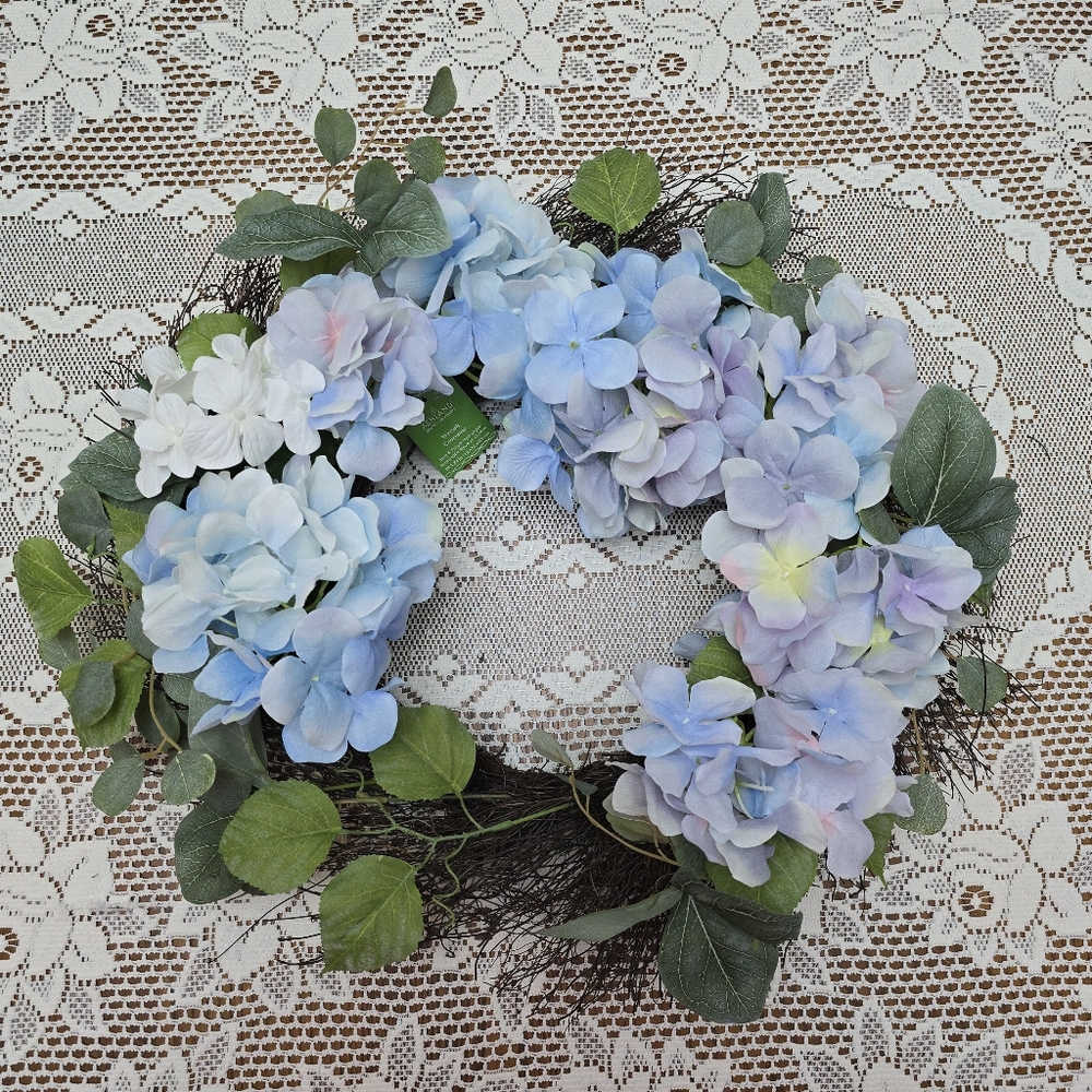 Ashland 22" Wreath Round Blue and Purple Hydrangea Flowers Twig Floral Accent - Picture 12 of 12